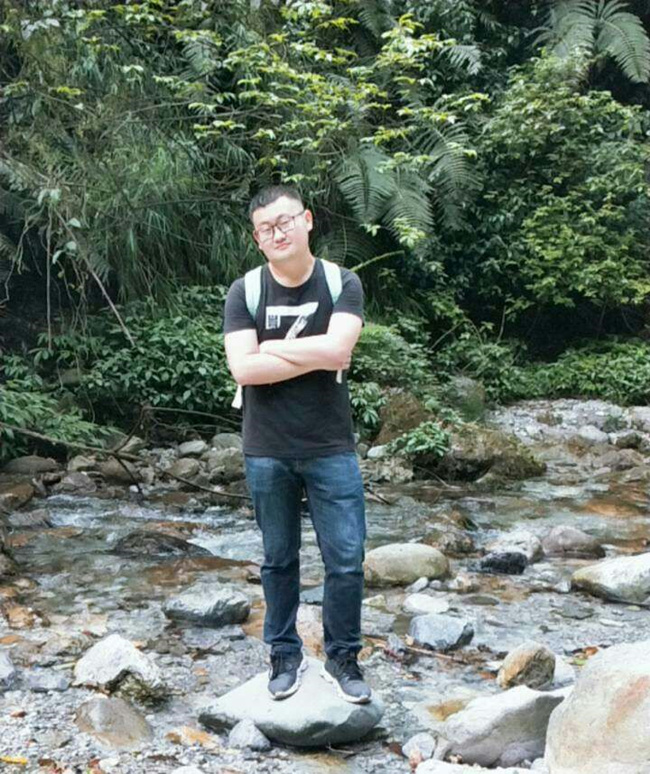 1557737559928575.jpg 葛于威1_副本.jpg